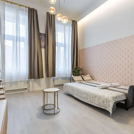 Διαμέρισμα Real Museum