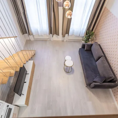 Διαμέρισμα Real Museum